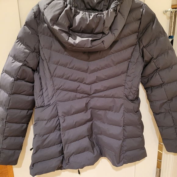 Women's Gray Puffer Jacket - Picture 13 of 13